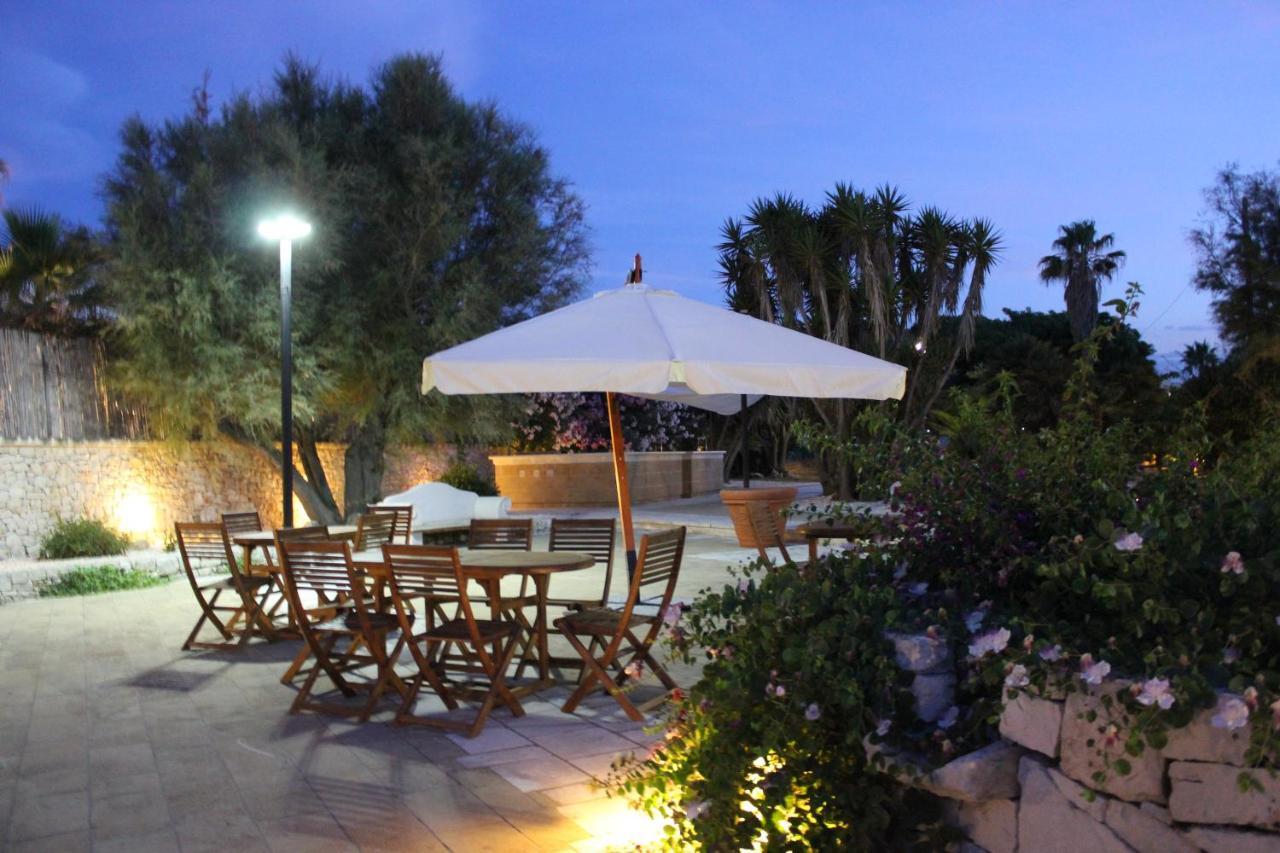 Aurelia Sea View Bed & Breakfast Torre Canne Exterior photo